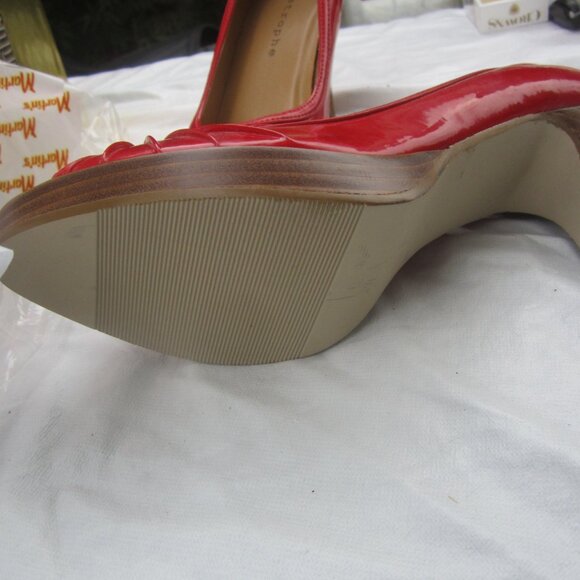 STYLISH APOSTROPHE RED PEEPTOE HEELED SHOES, PAYTON 41477, 8.5M - Picture 7 of 7